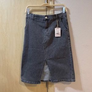 Women Small Gray Denim Skirt midi length- New